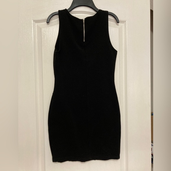 Black Dress - Picture 2 of 4